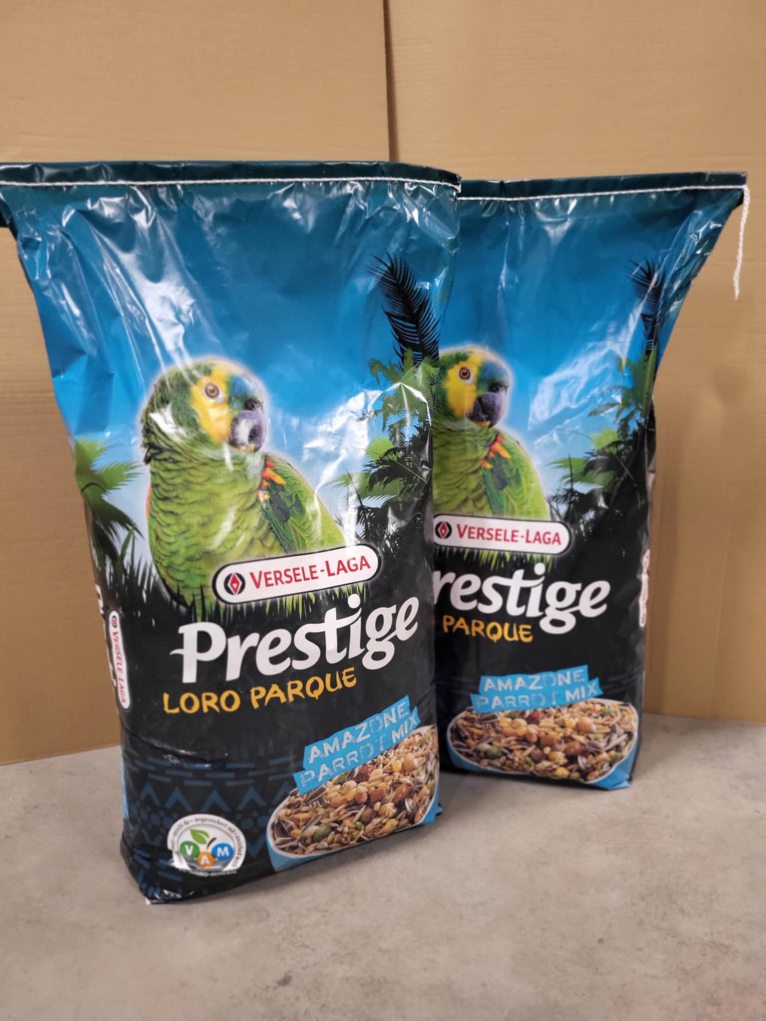 VERSELE-LAGA Prestige Loro Parque Amazone Parrot Mix 15 kg - 2 kusy